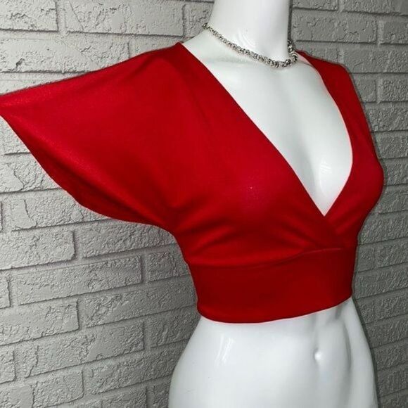 Divided Red V-Neck Tie Back Crop Top Size S - Picture 3 of 9